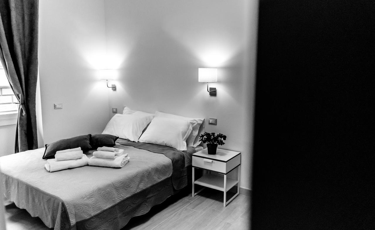 Hotel Mr. Charlie Brown Roma Exterior foto