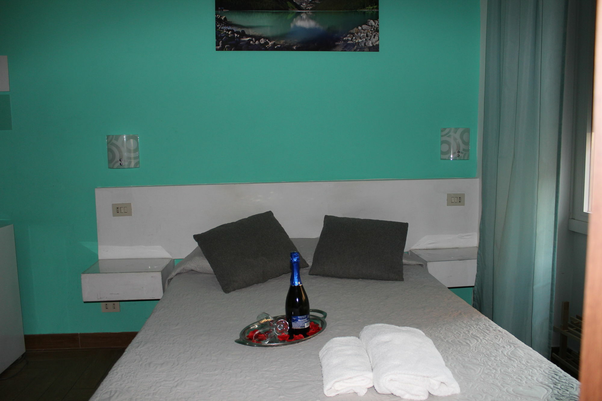Hotel Mr. Charlie Brown Roma Exterior foto